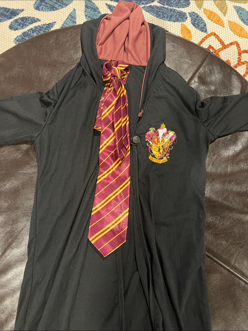 Kids Gryffindor-Inspired Robe with Tie - Black and Maroon